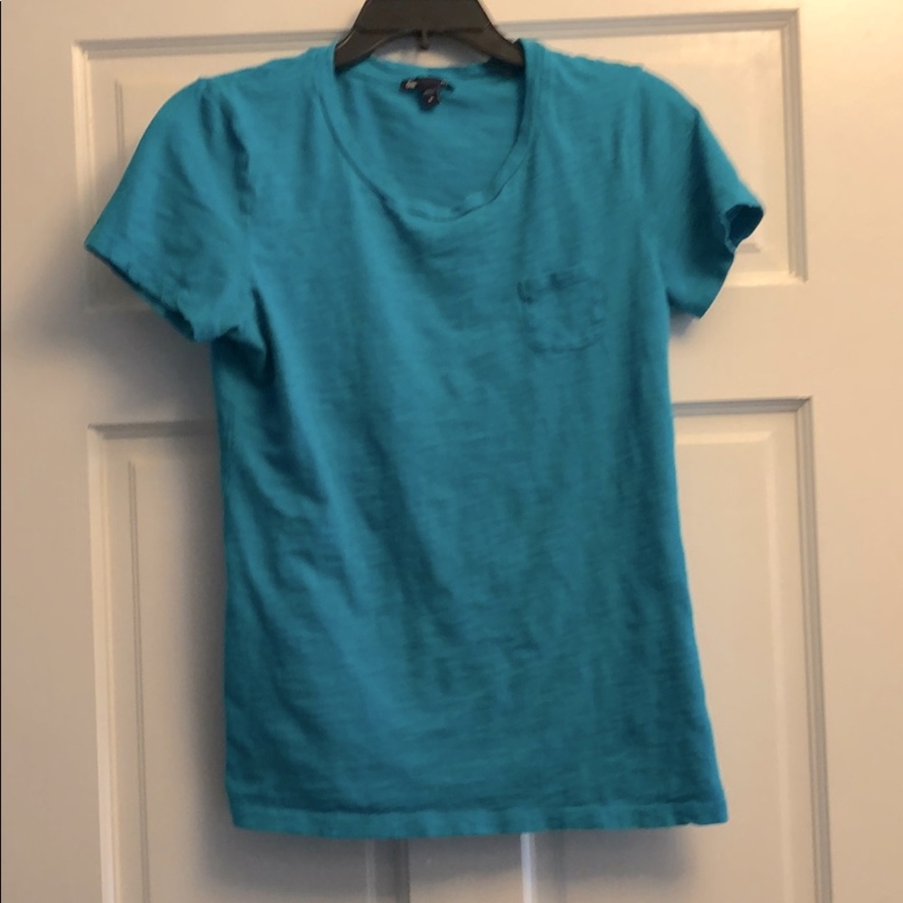 Gap t-shirt